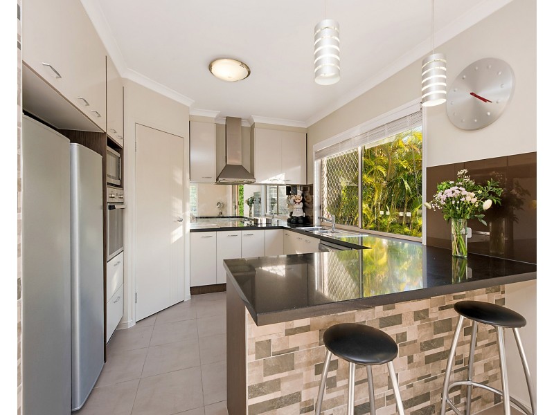 13 Rutherford Pl, Pelican Waters QLD 4551