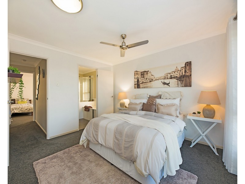 13 Rutherford Pl, Pelican Waters QLD 4551