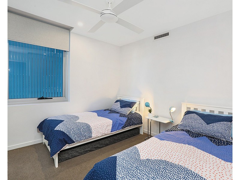 204/29 Canberra Terrace, Kings Beach QLD 4551