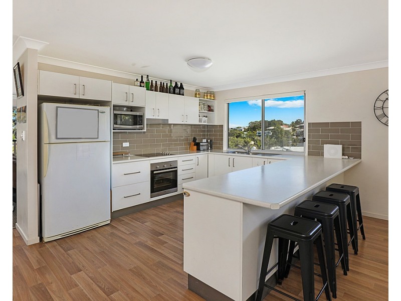 3 Satinwood Ct, Caloundra West QLD 4551