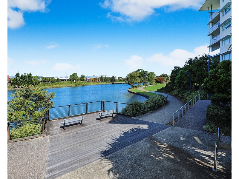 3212/3 Emporio Place, Maroochydore QLD 4558