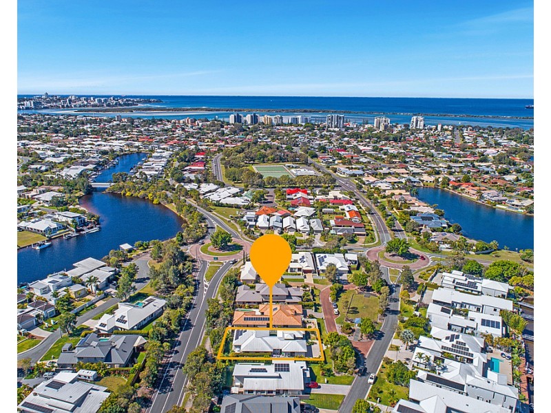 12 Sea Glint Place, Pelican Waters QLD 4551