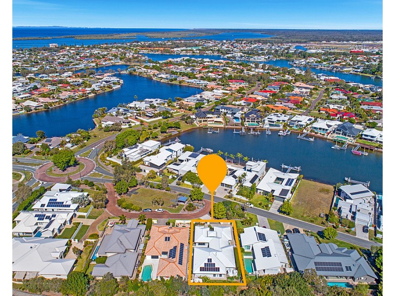 12 Sea Glint Place, Pelican Waters QLD 4551