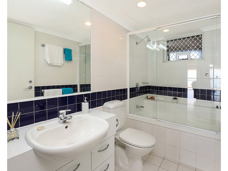 11/1 Raleigh Street, Golden Beach QLD 4551