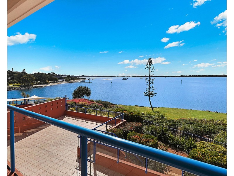 11/1 Raleigh Street, Golden Beach QLD 4551