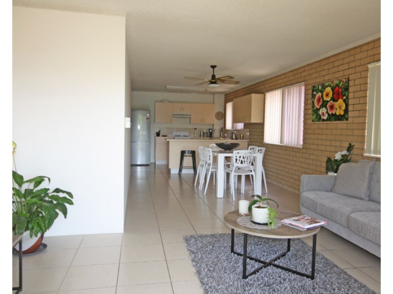 2/59 Esplanade – Clayton Gardens, Golden Beach QLD 4551