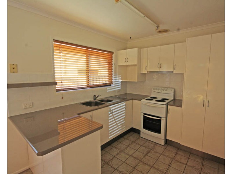 1/2 Gamban Esp, Currimundi QLD 4551