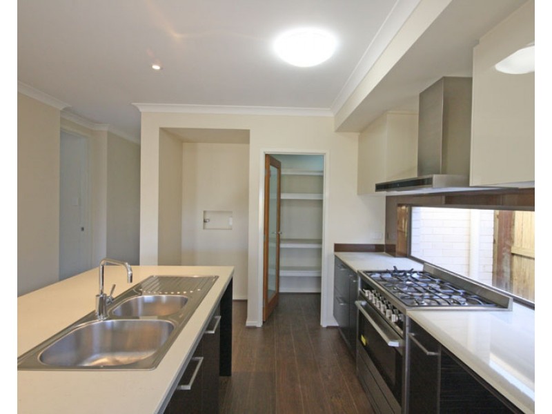 5 Mantis Crescent, Caloundra West QLD 4551