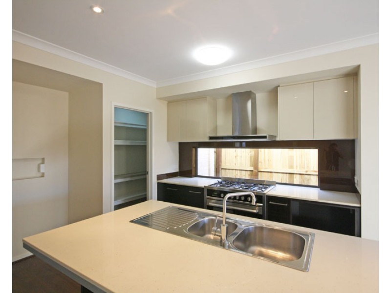5 Mantis Crescent, Caloundra West QLD 4551