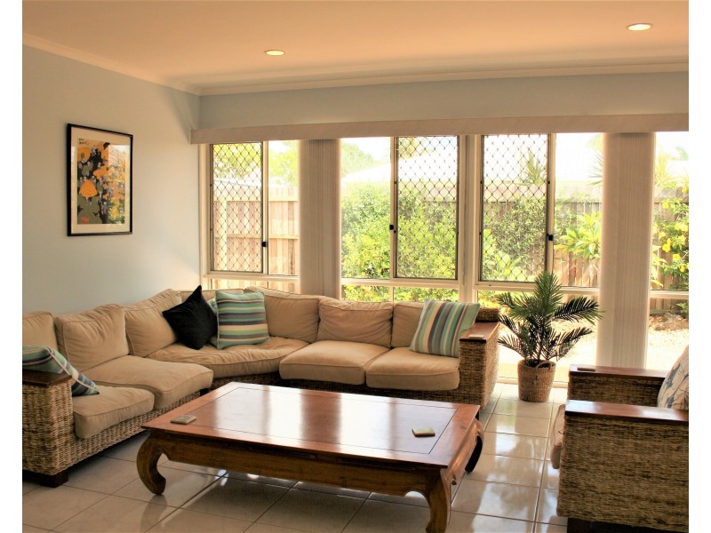 3 White Dove Court, Wurtulla QLD 4575