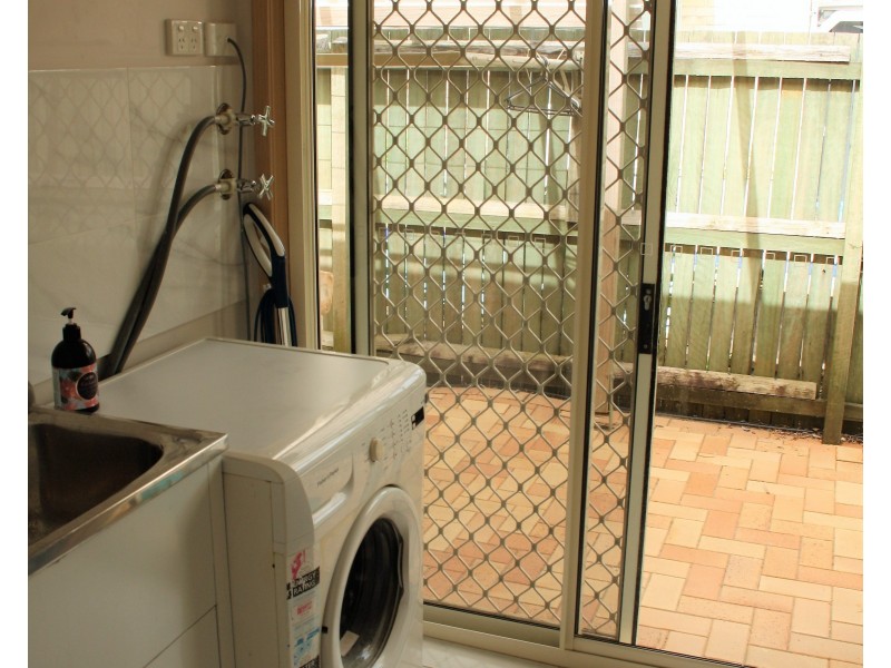 3 White Dove Court, Wurtulla QLD 4575