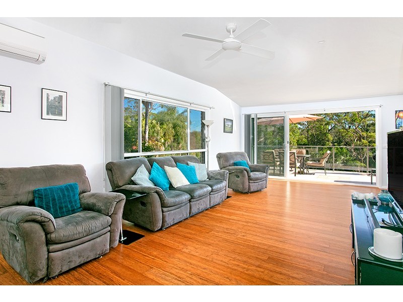 32 Greystoke Street, Wheeler Heights NSW 2097