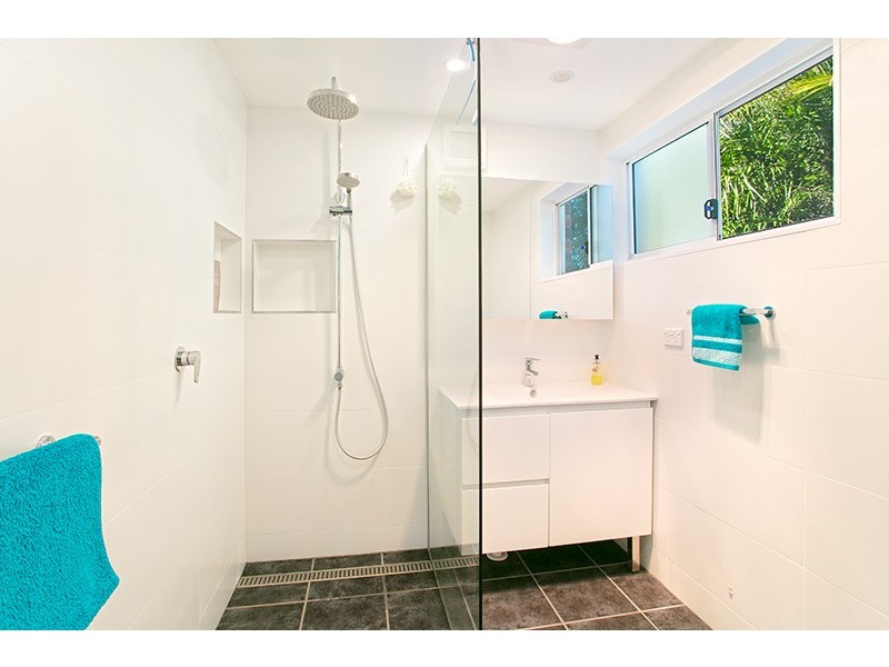 32 Greystoke Street, Wheeler Heights NSW 2097