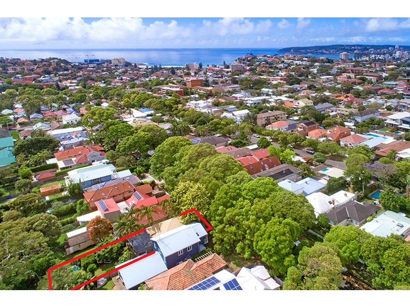 31 SURFERS PARADE, Freshwater NSW 2096