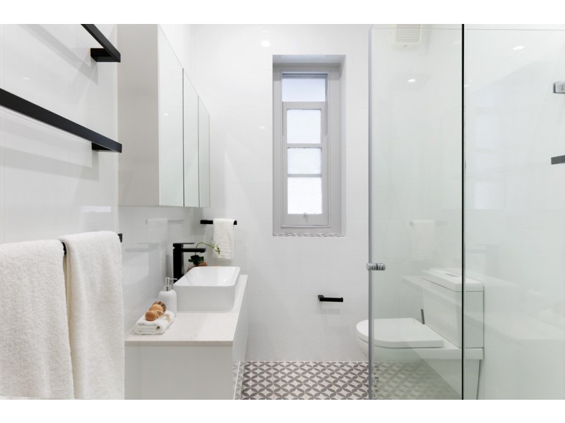 2/33 The Crescent, Manly NSW 2095