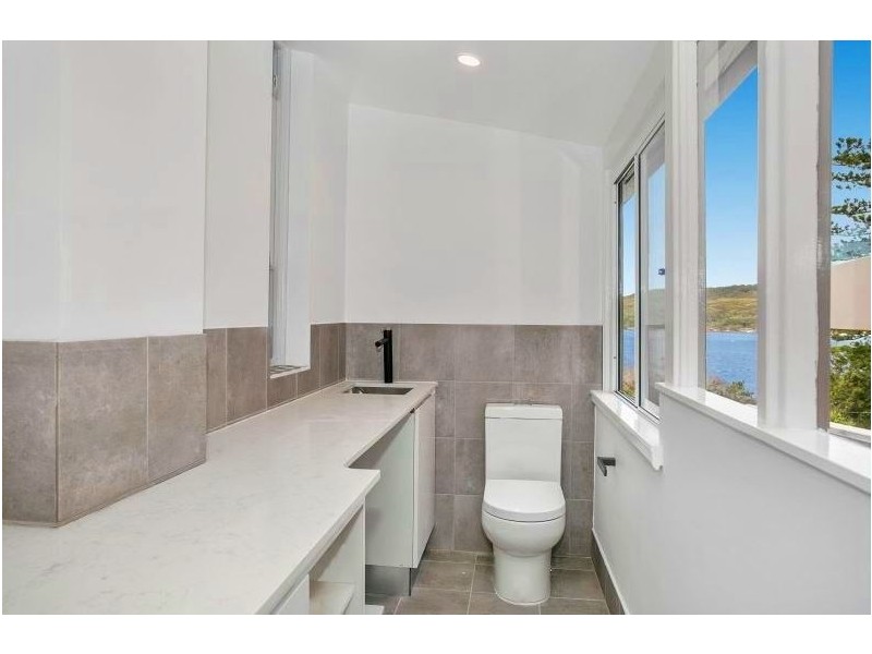 2/33 The Crescent, Manly NSW 2095