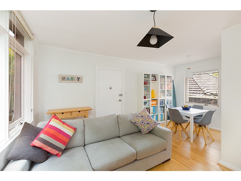 2/7 Kangaroo Street, Manly NSW 2095