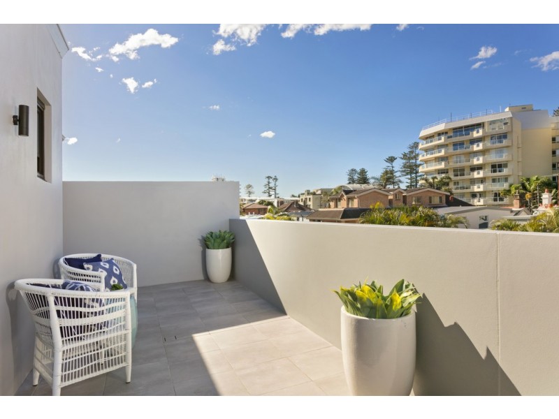 16/62-64 Pittwater Road, Manly NSW 2095
