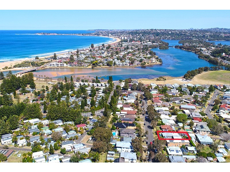 24 Collins Street, North Narrabeen NSW 2101