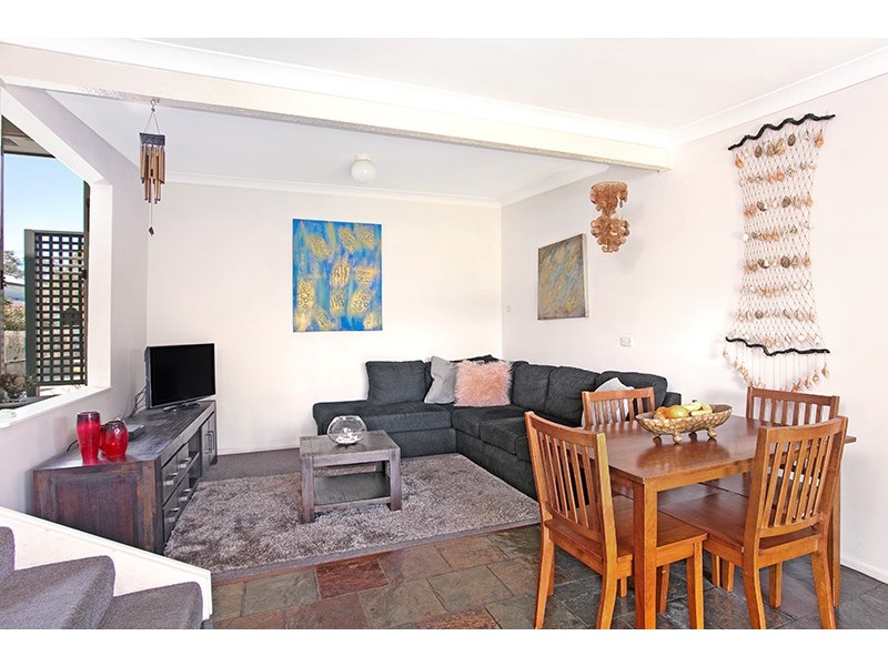 24 Collins Street, North Narrabeen NSW 2101