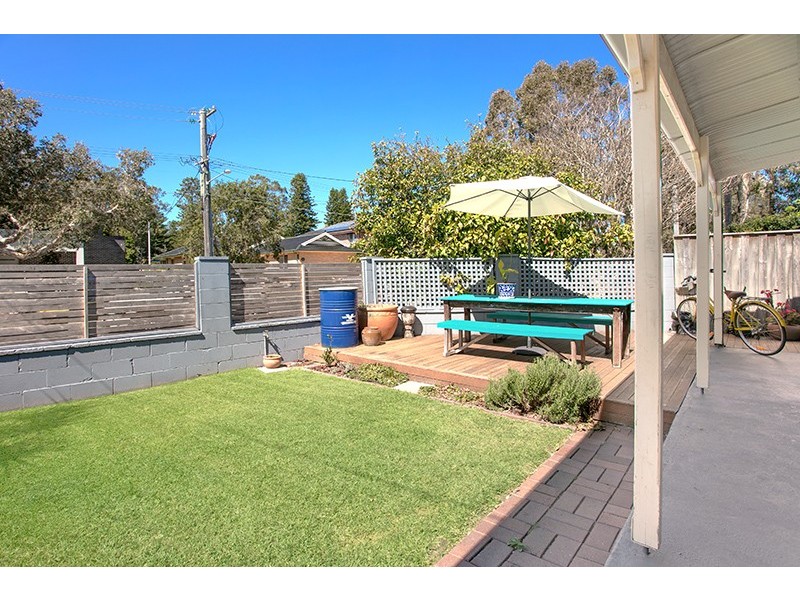 24 Collins Street, North Narrabeen NSW 2101