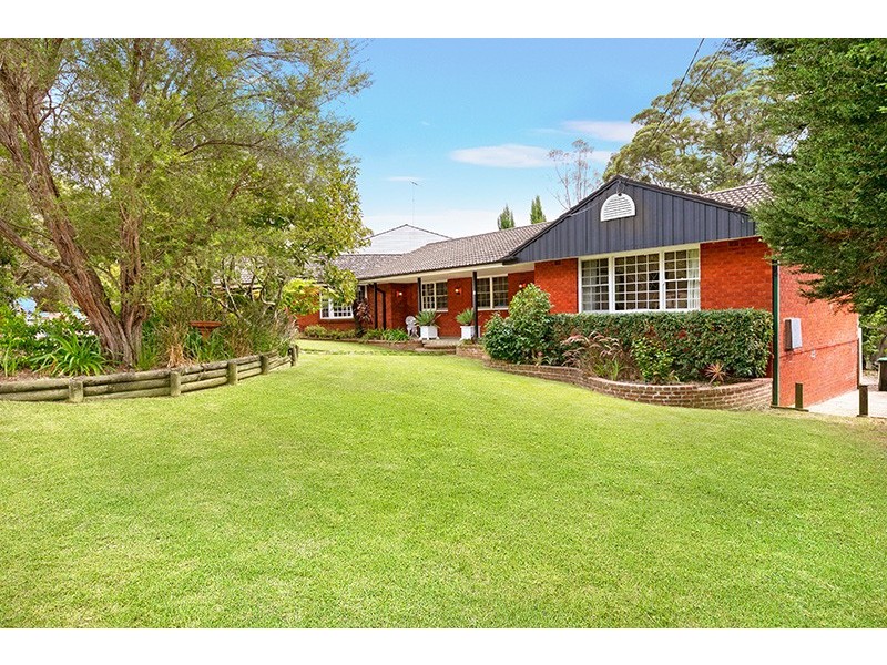 18 Wareham Crescent, Frenchs Forest NSW 2086