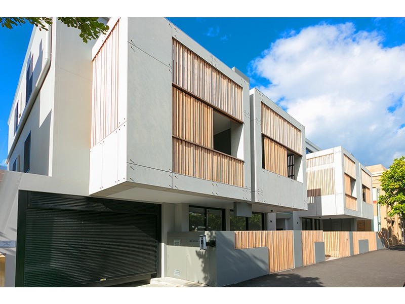 17/62-64 PITTWATER ROAD, Manly NSW 2095