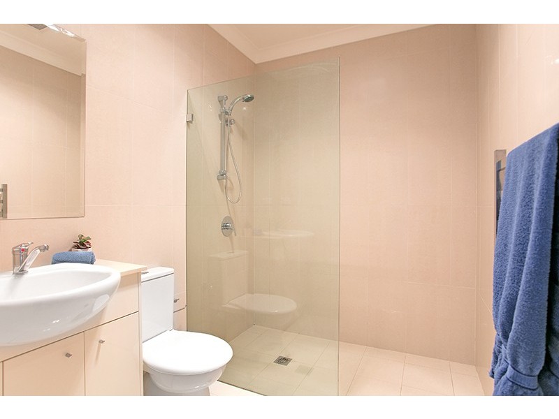 10/21 Pine Avenue, Brookvale NSW 2100