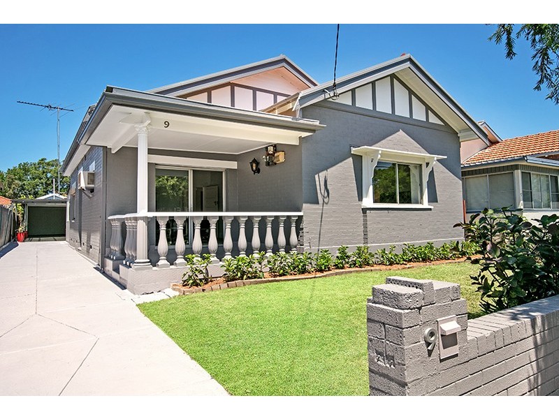 9 Earle Avenue, Ashfield NSW 2131
