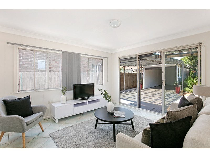 9 Earle Avenue, Ashfield NSW 2131