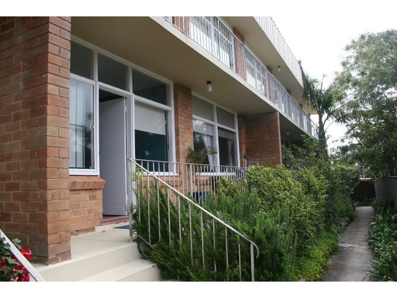 2/11 Lodge Lane, Freshwater NSW 2096