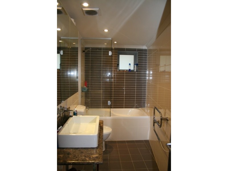 40/2a  Campbell Parade, Manly Vale NSW 2093