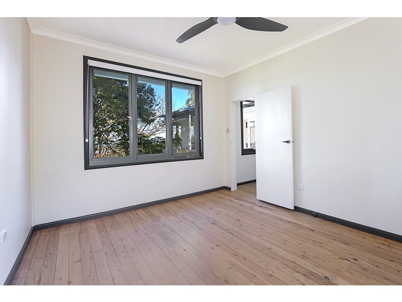 8 Consul Road, Brookvale NSW 2100