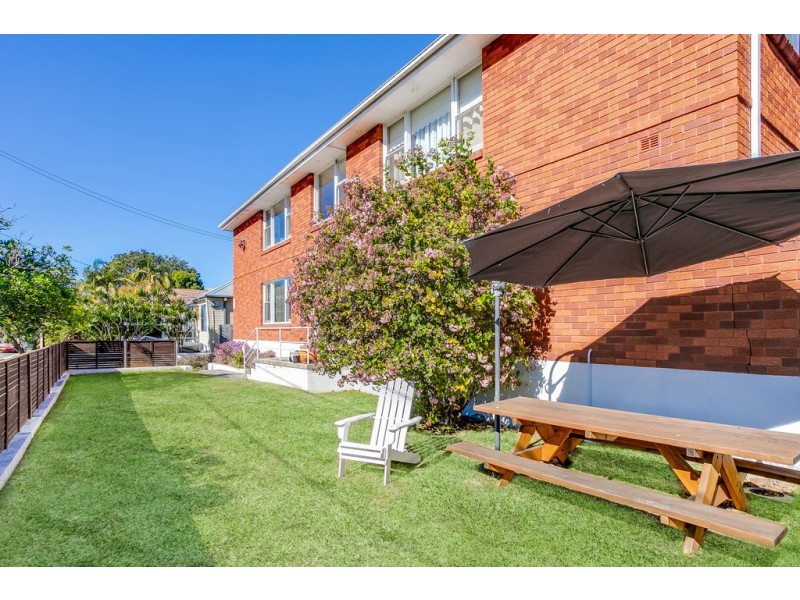 2/19-21 Stewart Avenue, Curl Curl NSW 2096
