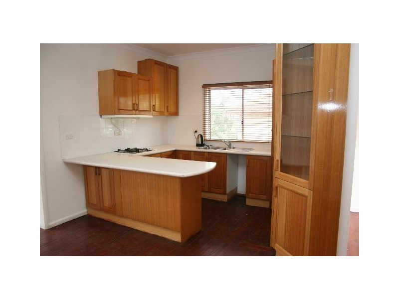 33B Old Pittwater Road, Brookvale NSW 2100