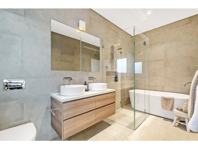 14 Spring Cove Avenue, Manly NSW 2095