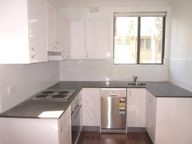 3/88 Wyadra Ave, Freshwater NSW 2096