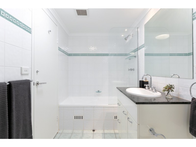 207/168 Queenscliff Road, Queenscliff NSW 2096