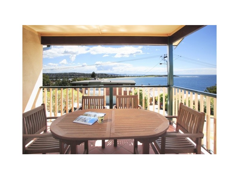 15 Ozone Parade, North Curl Curl NSW 2099