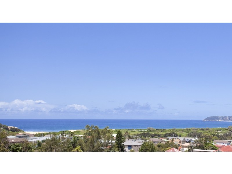22 Bellevue Parade, North Curl Curl NSW 2099