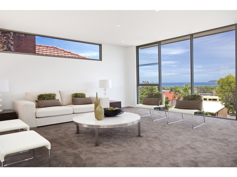 22 Bellevue Parade, North Curl Curl NSW 2099
