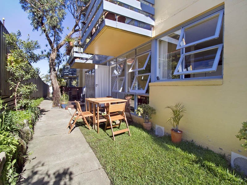 2/104 Soldiers Avenue, Freshwater NSW 2096