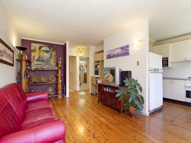 2/104 Soldiers Avenue, Freshwater NSW 2096