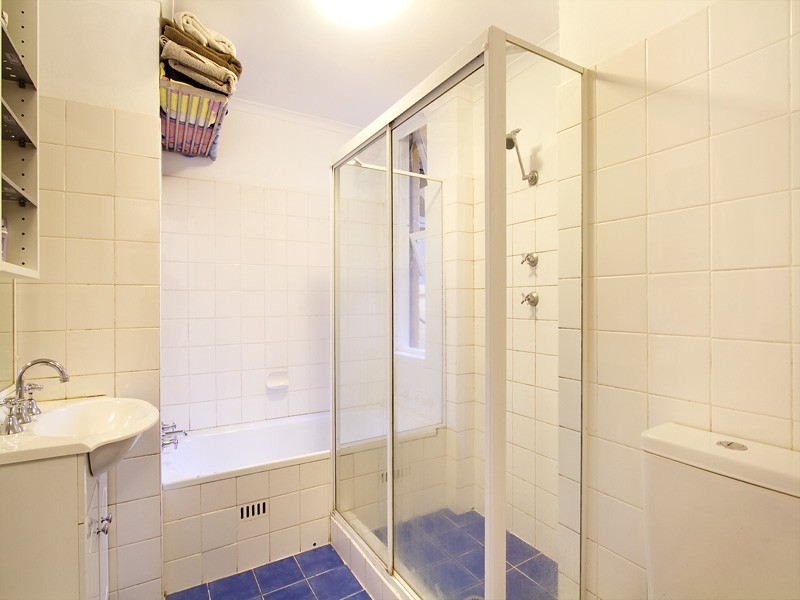 2/104 Soldiers Avenue, Freshwater NSW 2096