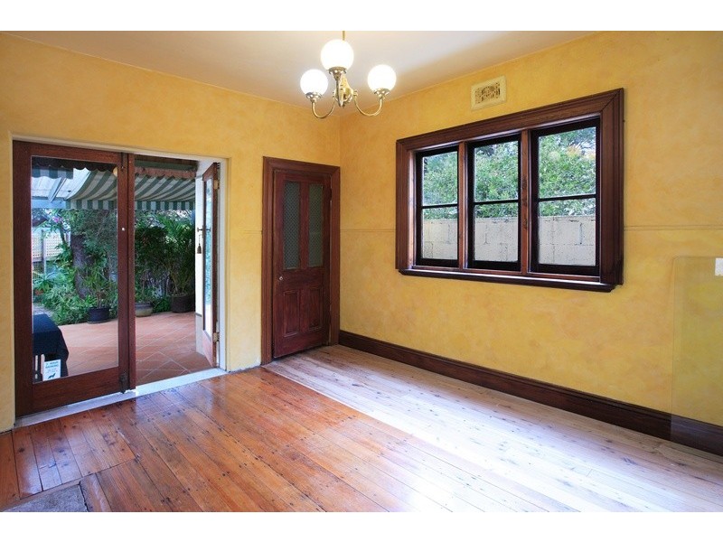 12 Parkview Road, Fairlight NSW 2094