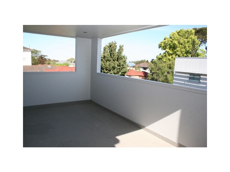 111b  Pitt Road, North Curl Curl NSW 2099