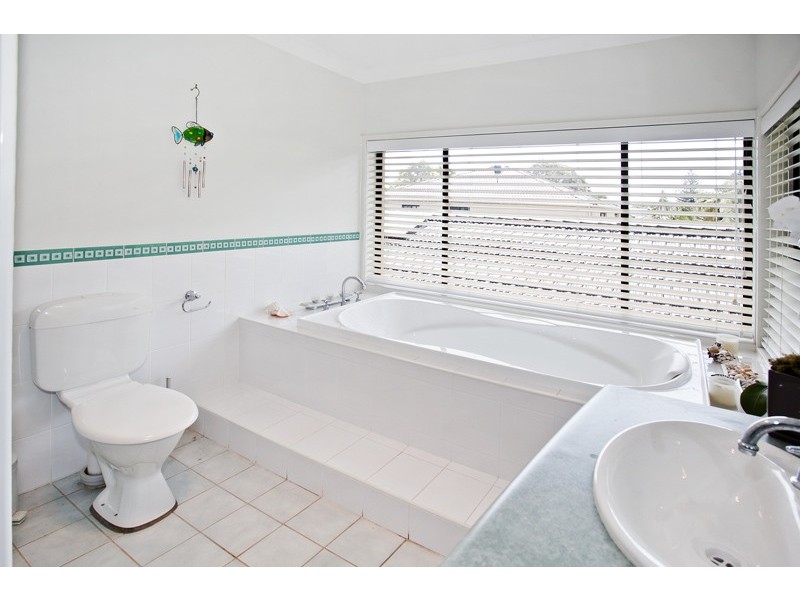 24 Bennett Street, Curl Curl NSW 2096