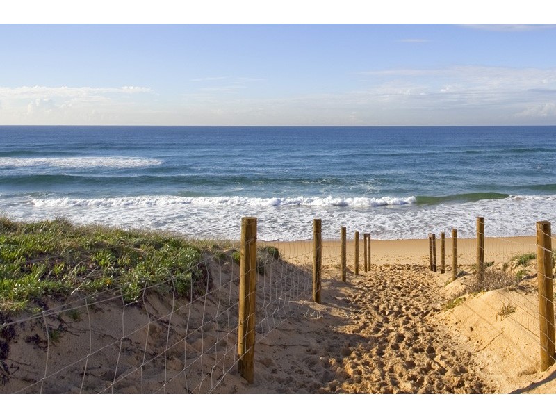 4 Adams Street, Curl Curl NSW 2096