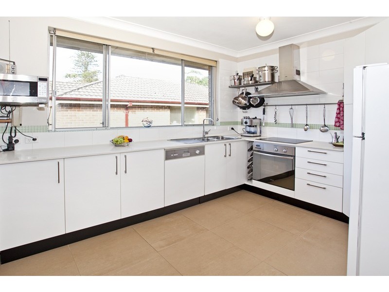 5/16  Foamcrest Avenue, Newport Beach NSW 2106