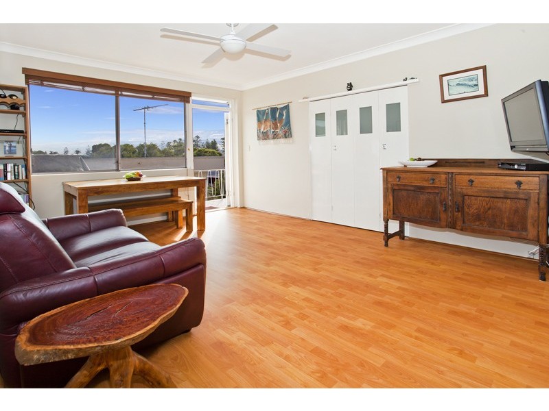 5/16  Foamcrest Avenue, Newport Beach NSW 2106